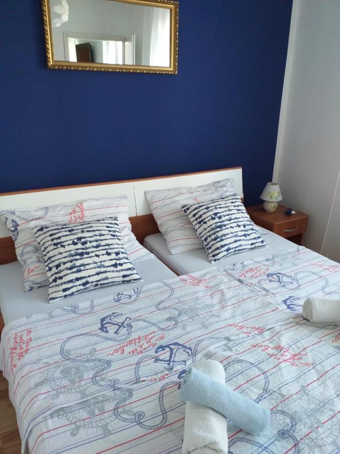 Apartment Dominik *